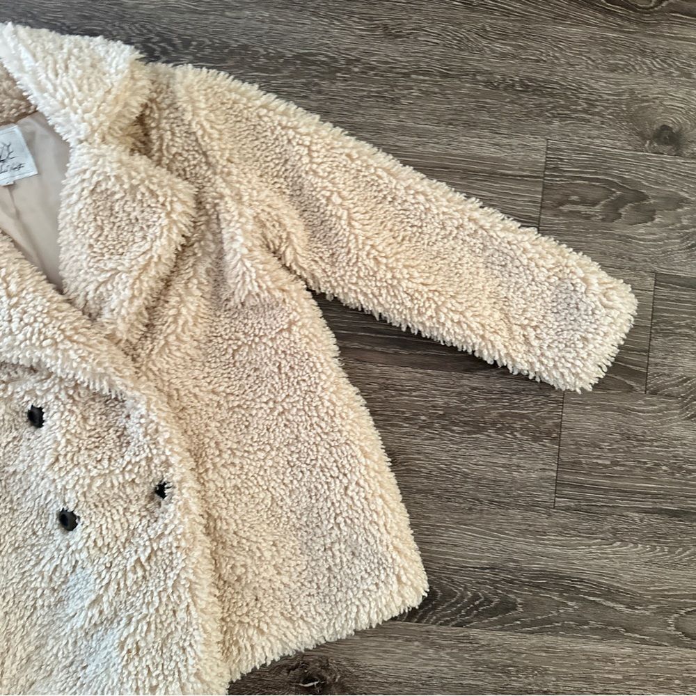 Boundless North Cream Shaggy Jacket - Picture 4 of 7